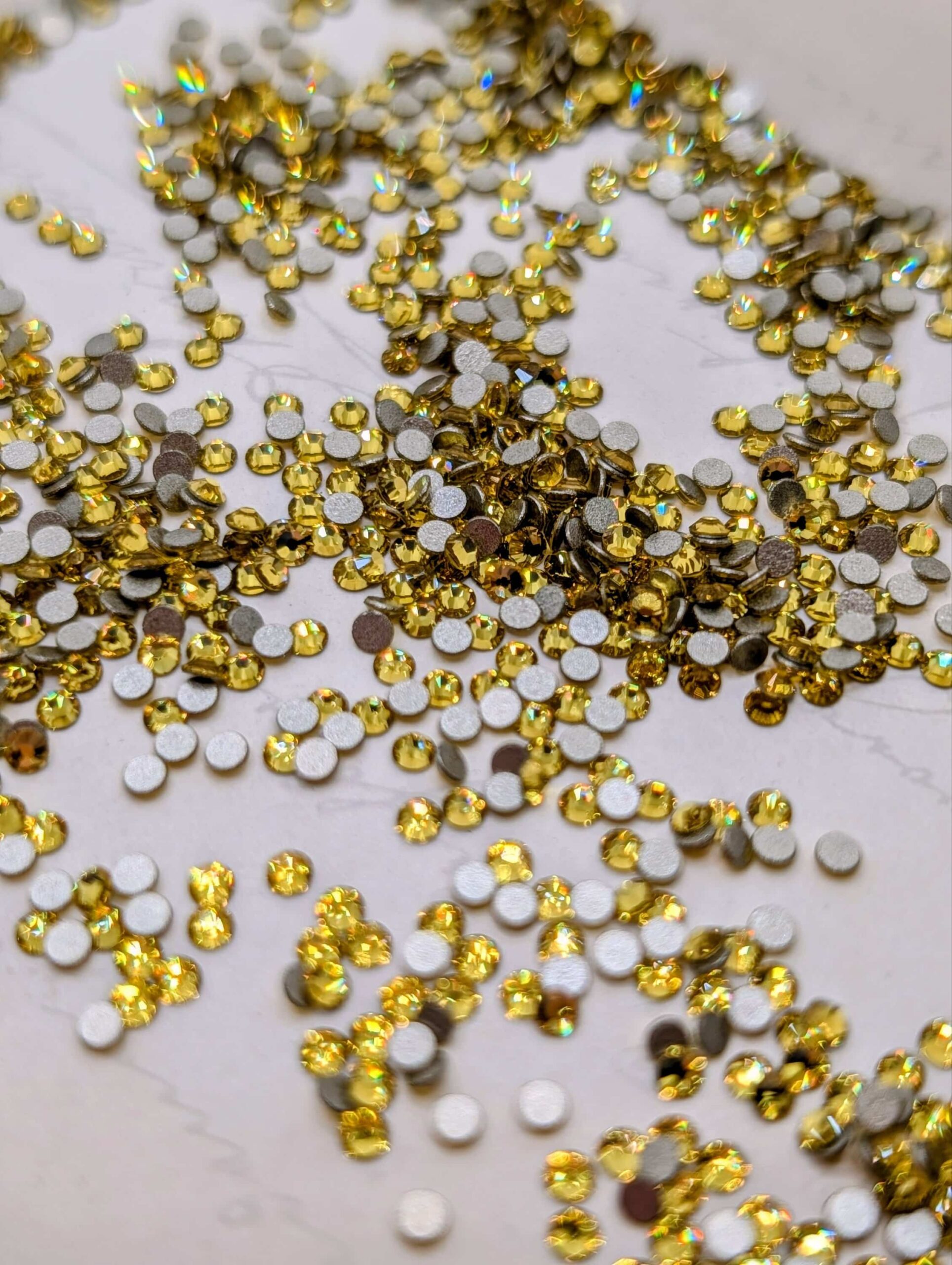 SWAROVSKI - Jaune Topaze ss5 - Image 4